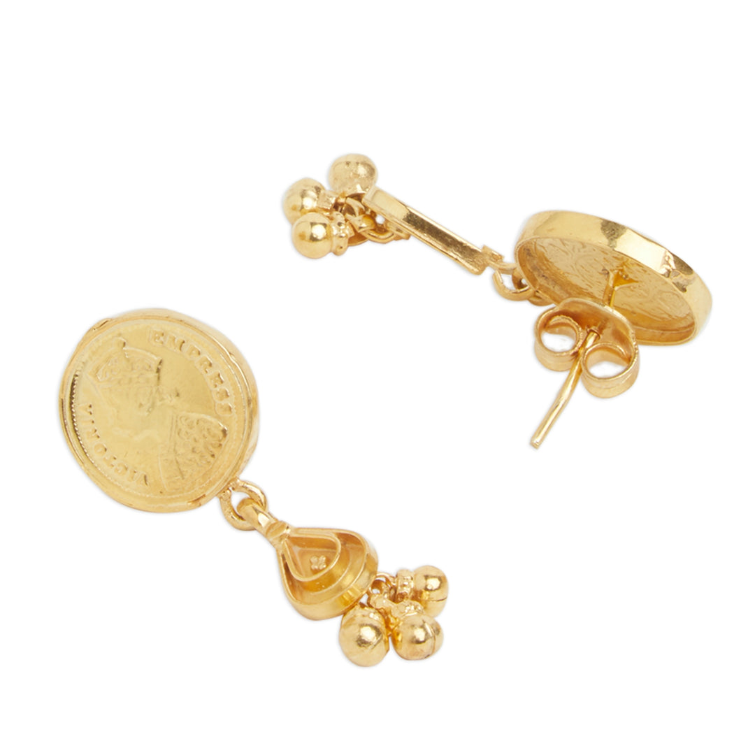 Queen Victoria Golden Droplet Earrings